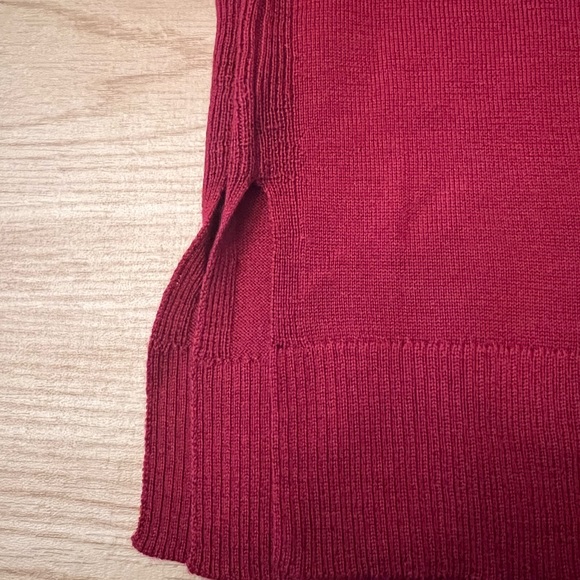 J.CREW MERINO WOOL TURTLENECK SWEATER WITH SIDE SLITS - Picture 9 of 13